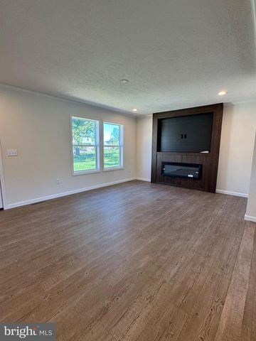 128 EAST BLVD, Glassboro, NJ 08028