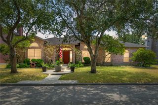 7022 Adbury Dr, Corpus Christi, TX 78413