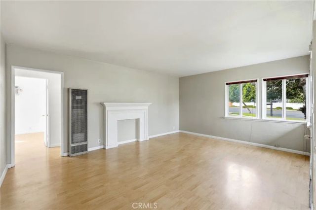 2205 N Glenoaks Boulevard, Burbank, CA 91504