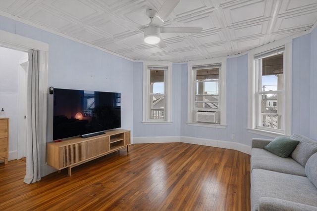 21 Nevada Street 3, Winthrop, MA 02152