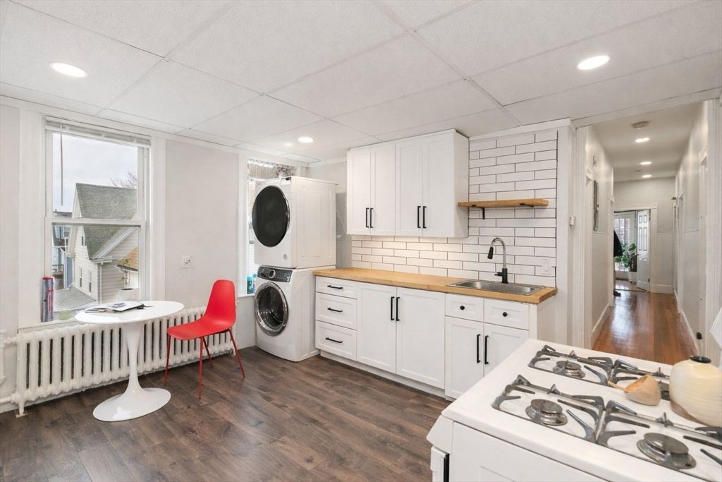 21 Nevada Street 3, Winthrop, MA 02152