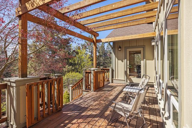 11711 Turnstone Drive, Klamath Falls, OR 97601