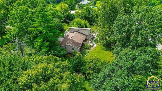 11525 S Clare Rd, Olathe, KS 66061