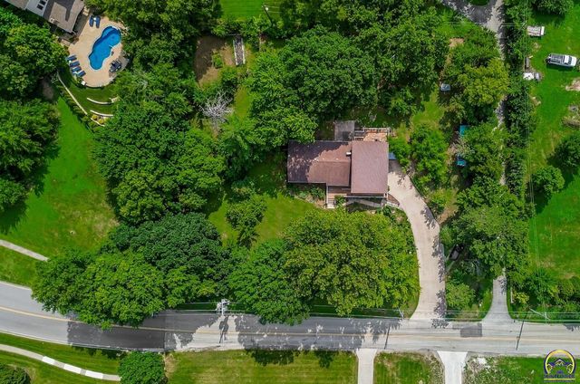 11525 S Clare Rd, Olathe, KS 66061