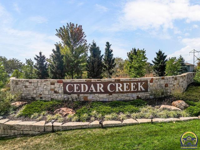 11525 S Clare Rd, Olathe, KS 66061