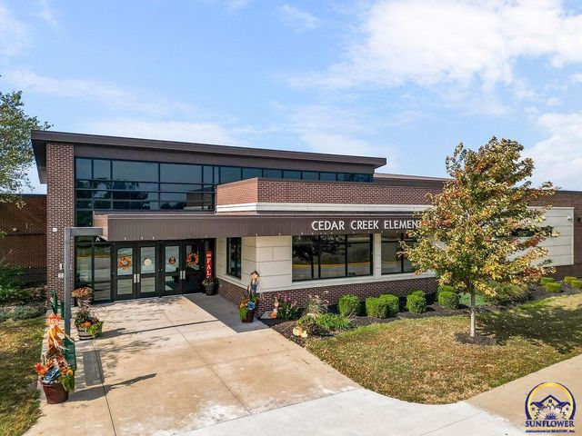 11525 S Clare Rd, Olathe, KS 66061