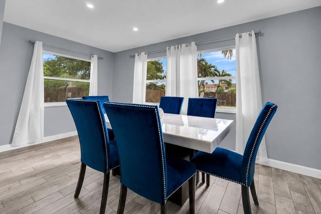 3740 NW 113TH Avenue, Sunrise, FL 33323