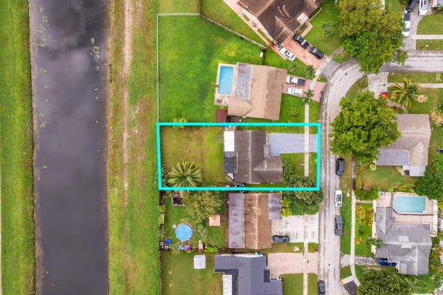 3740 NW 113TH Avenue, Sunrise, FL 33323