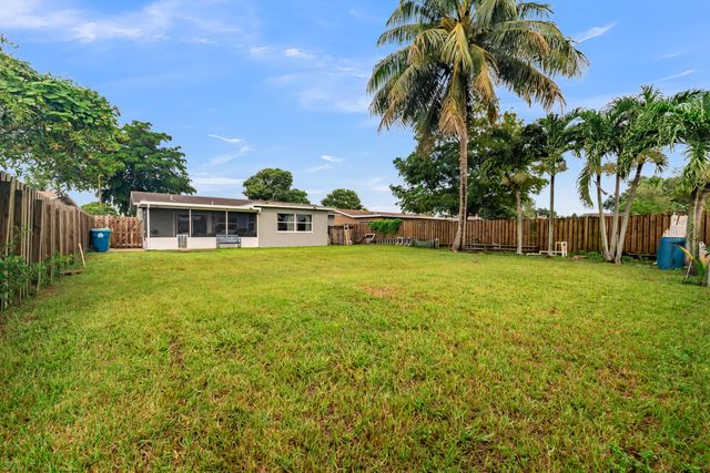 3740 NW 113TH Avenue, Sunrise, FL 33323