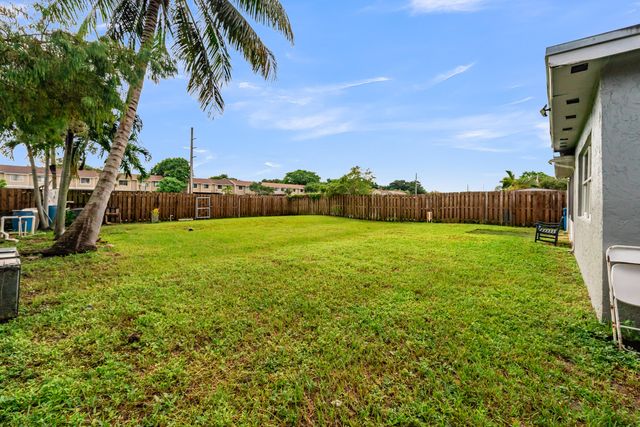 3740 NW 113TH Avenue, Sunrise, FL 33323