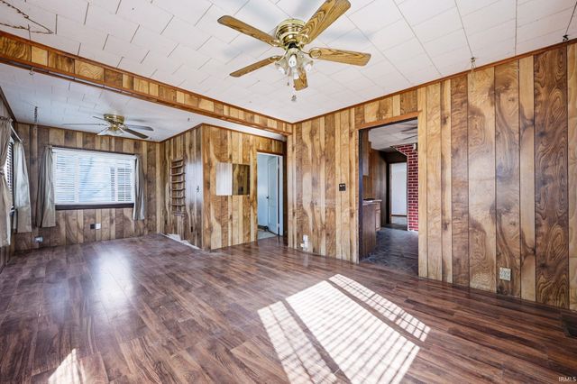 1008 W 16th Street, Muncie, IN 47302