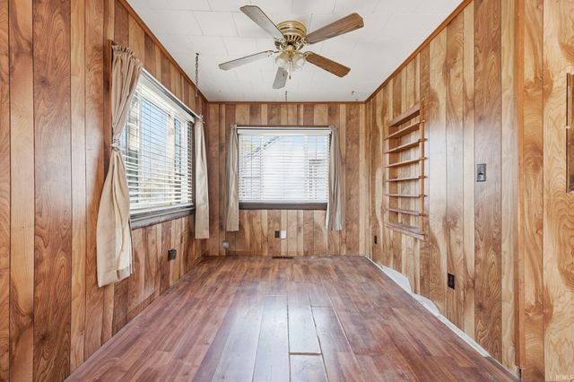 1008 W 16th Street, Muncie, IN 47302