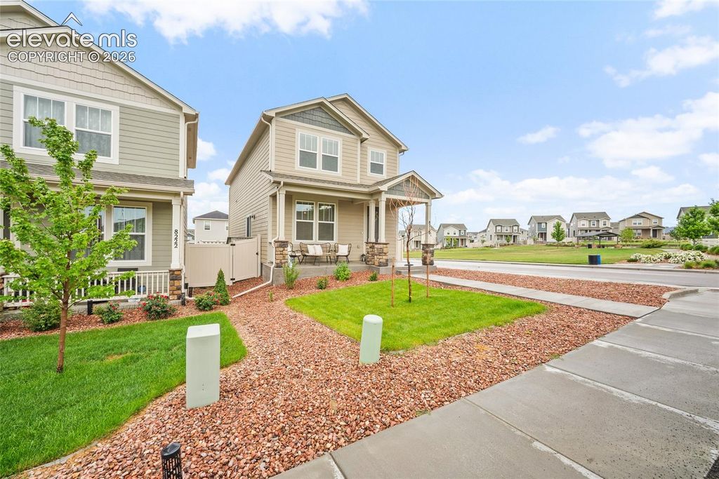 8210 Nutterbutter Point, Colorado Springs, CO 80925 — photo 2