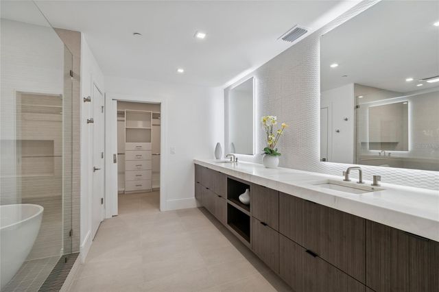 19600 GULF BOULEVARD 402, Indian Shores, FL 33785