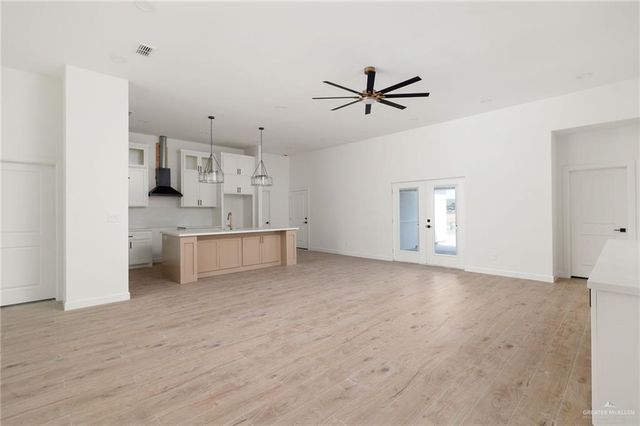 3826 B Shea, Weslaco, TX 78596