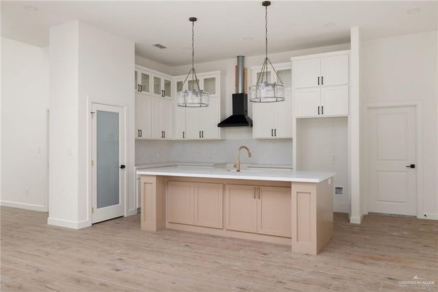 3826 B Shea, Weslaco, TX 78596