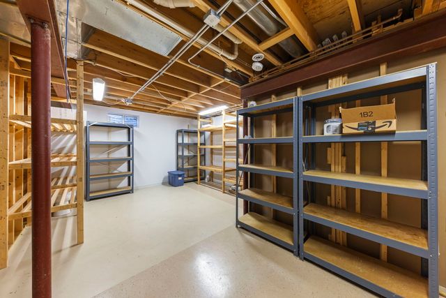 1242 Bristol Drive W, Sycamore, IL 60178