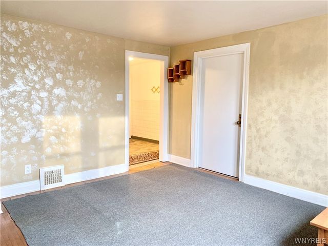 657 Englewood Avenue 2, Tonawanda, NY 14223