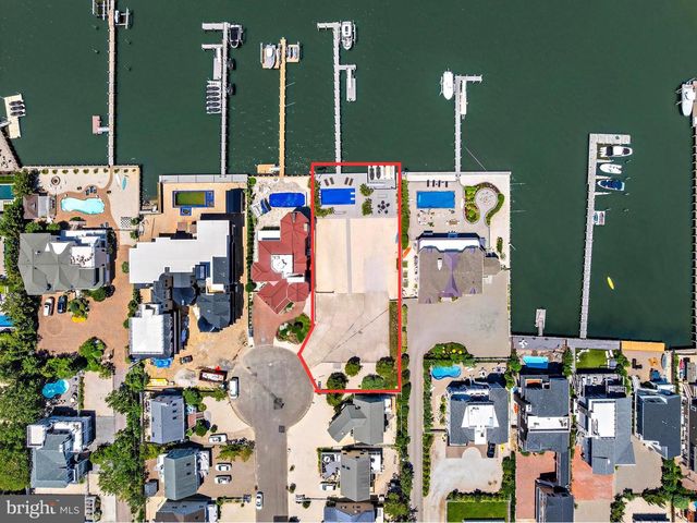 9 W 51ST ST, Long Beach Township, NJ 08008