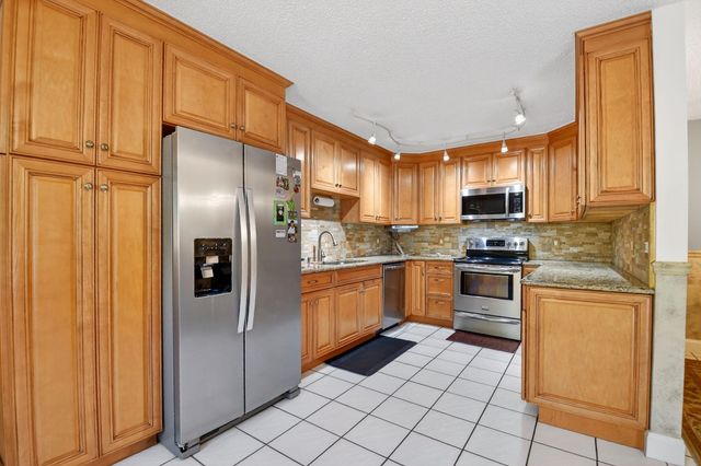 1545 W Forest Lakes Circle W B, West Palm Beach, FL 33406