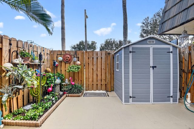 1545 W Forest Lakes Circle W B, West Palm Beach, FL 33406