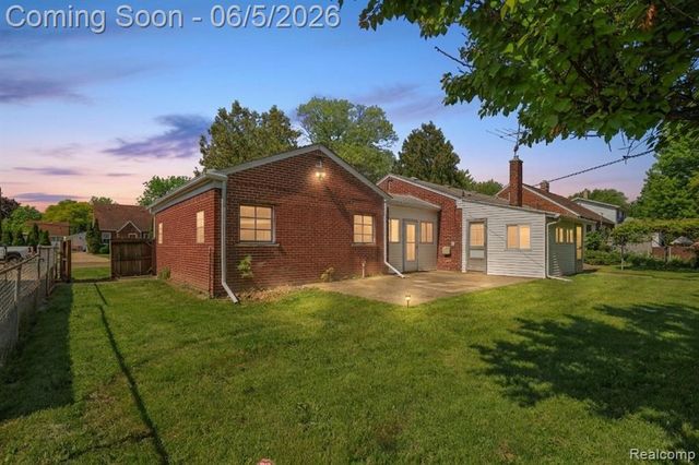 1848 Philomene Boulevard, Lincoln Park, MI 48146