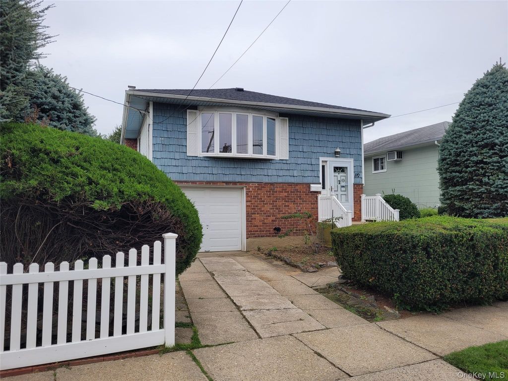 110 Crest Avenue, Elmont, NY 11003 — photo 2