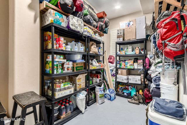 7992 W Ironwood Reserve Court, Tucson, AZ 85743