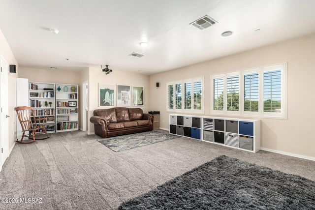 7992 W Ironwood Reserve Court, Tucson, AZ 85743