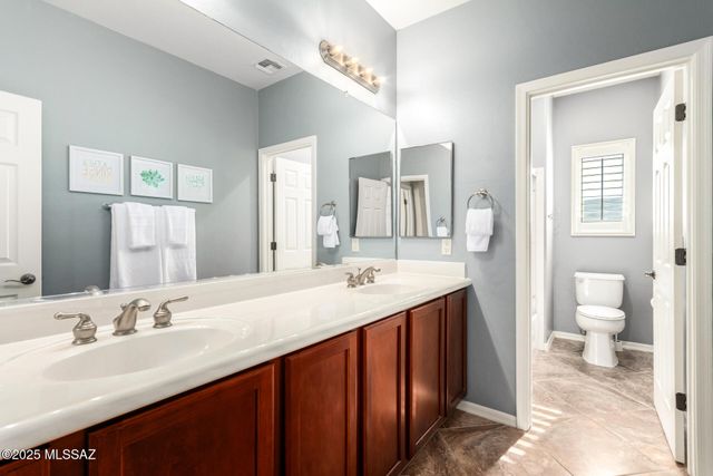 7992 W Ironwood Reserve Court, Tucson, AZ 85743