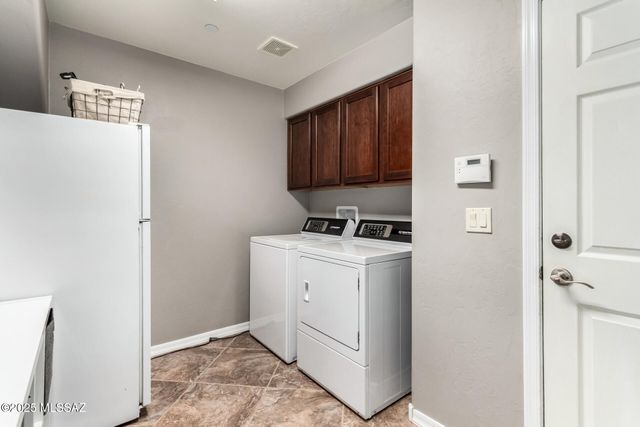 7992 W Ironwood Reserve Court, Tucson, AZ 85743
