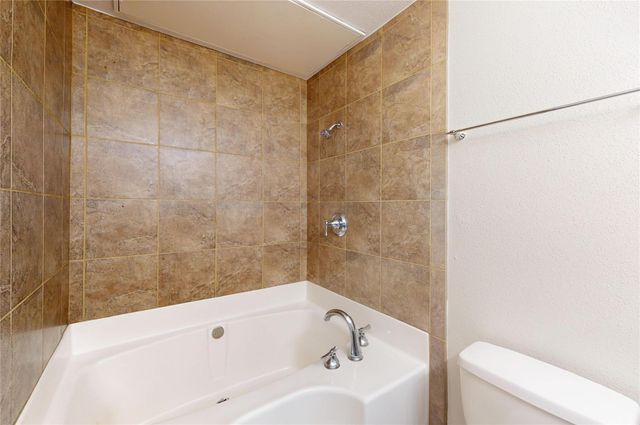 793 Davis Road 111, League City, TX 77573