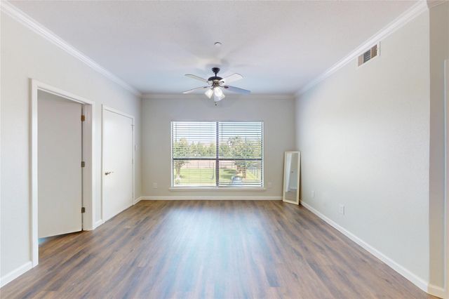 793 Davis Road 111, League City, TX 77573