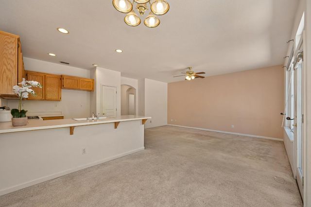 3807 Coldwater Dr, Rocklin, CA 95765