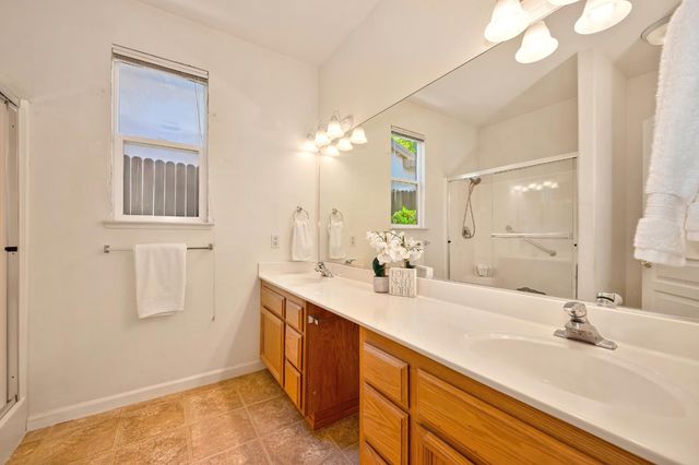 3807 Coldwater Dr, Rocklin, CA 95765