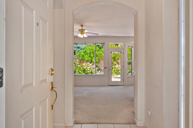 3807 Coldwater Dr, Rocklin, CA 95765