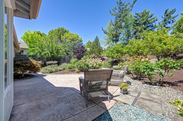 3807 Coldwater Dr, Rocklin, CA 95765