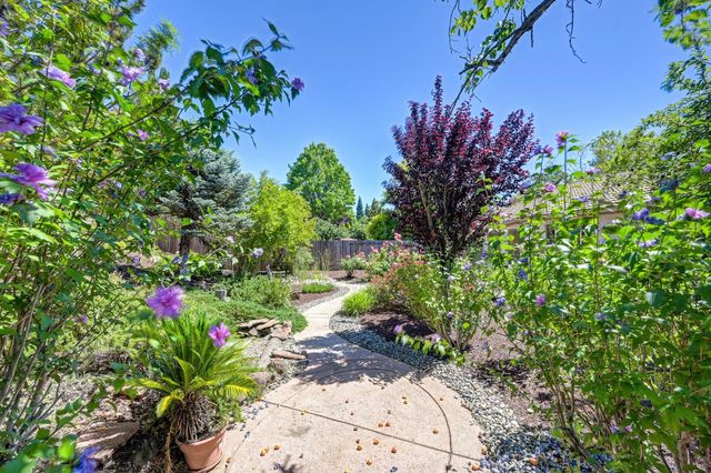 3807 Coldwater Dr, Rocklin, CA 95765