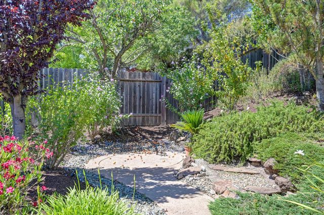 3807 Coldwater Dr, Rocklin, CA 95765