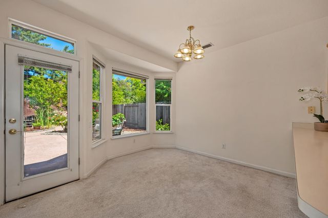 3807 Coldwater Dr, Rocklin, CA 95765