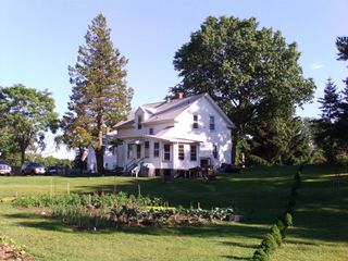 435 Brown Street 1, Attleboro, MA 02703