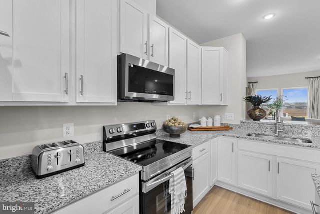 267 HUNTWELL WEST AVE, Ranson, WV 25438