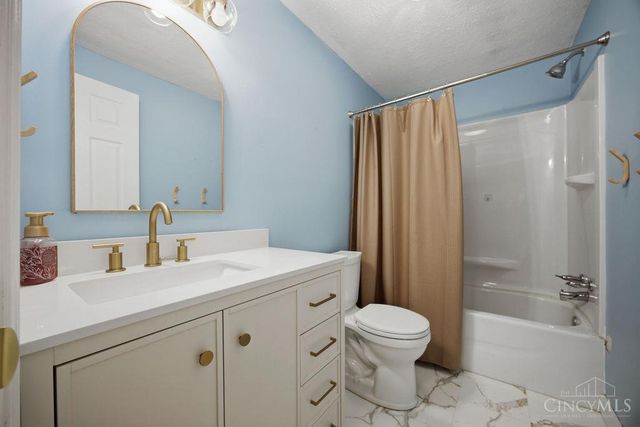 1732 Sample Road, Reily Twp, OH 45056