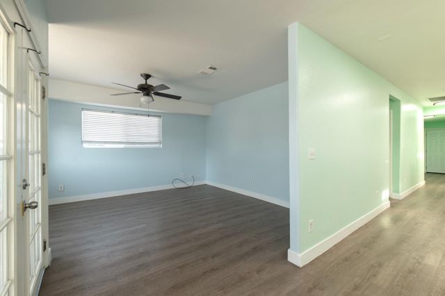 1901 E Clay Avenue, Fresno, CA 93701