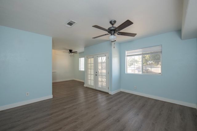 1901 E Clay Avenue, Fresno, CA 93701