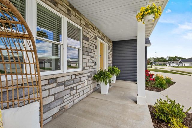 W6018 RYFORD STREET, Menasha, WI 54952