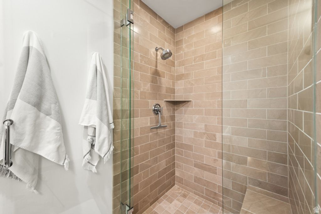 Image 23 of property listing at 99 W SOUTH TEMPLE ST #2206, Salt Lake City, UT 84101