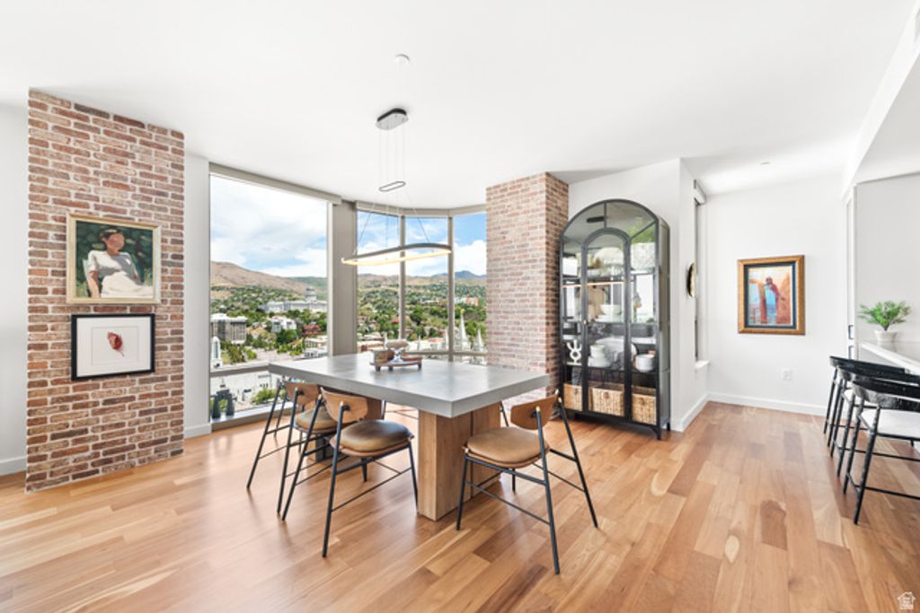 Image 8 of property listing at 99 W SOUTH TEMPLE ST #2206, Salt Lake City, UT 84101