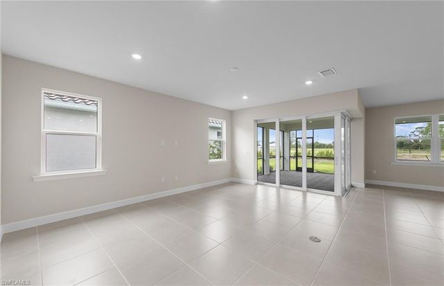 7140 Chapel Creek LN, North Fort Myers, FL 33917