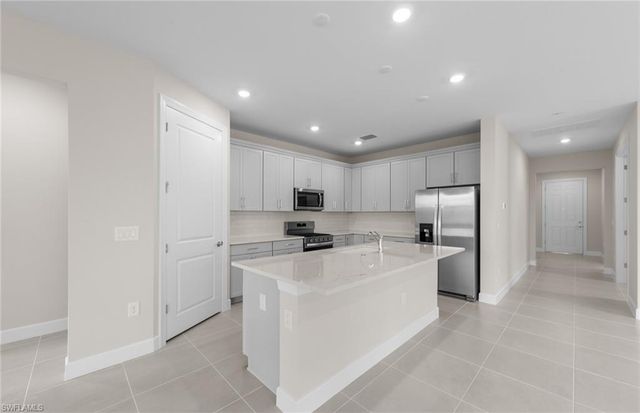 7140 Chapel Creek LN, North Fort Myers, FL 33917